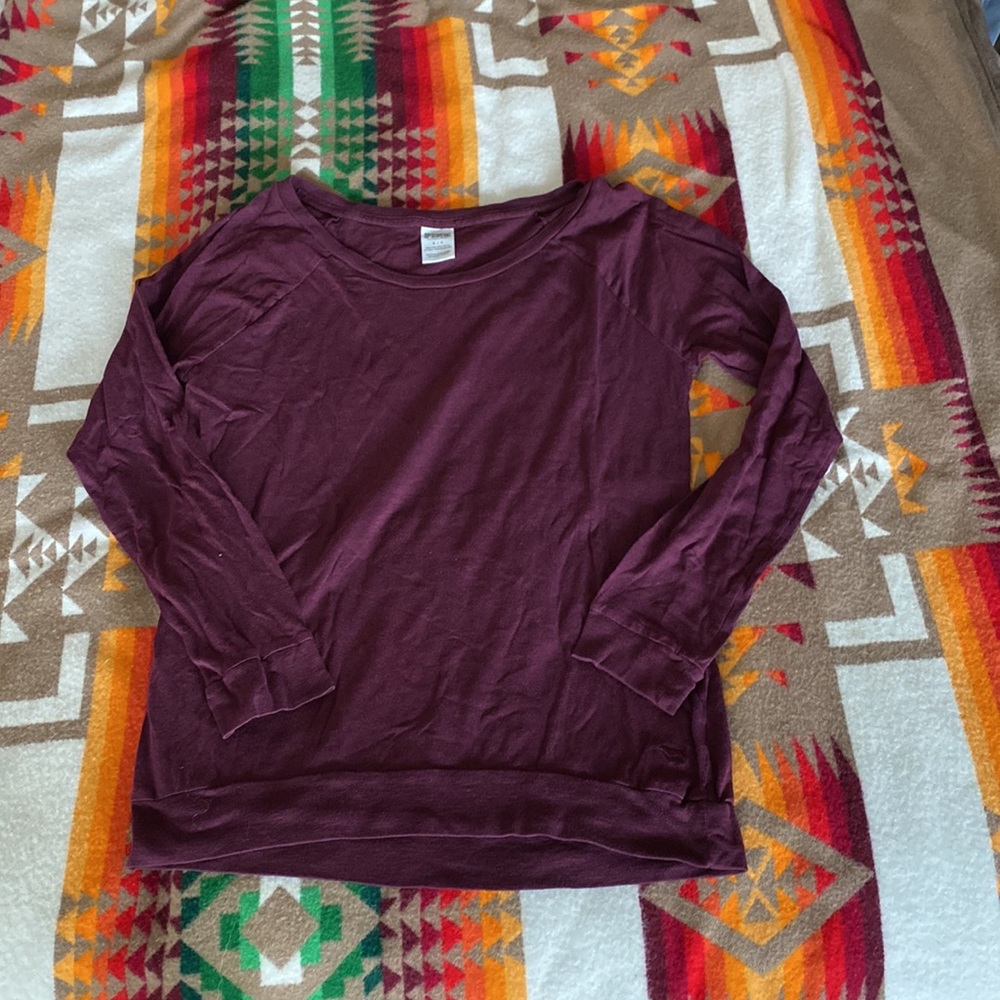 Victoria Secret’s PINK long sleeve tops ONLY ONE LEFT - Picture 4 of 6